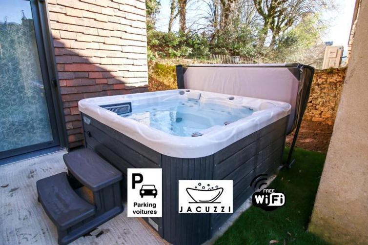 Bella, Jacuzzi Partage & Parking Avec Borne De Recharge Voiture Electrique Sarlat-la-Canéda Exterior foto